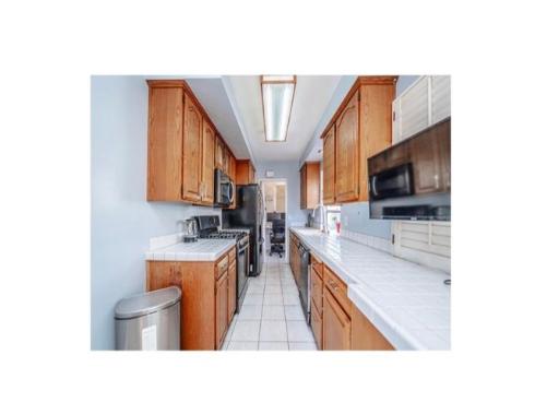 401  Buena Vista  , La Habra, CA