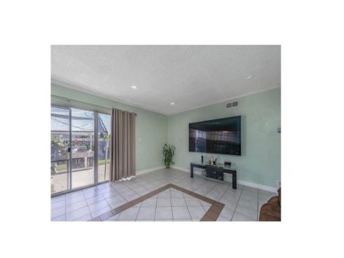 401  Buena Vista  , La Habra, CA