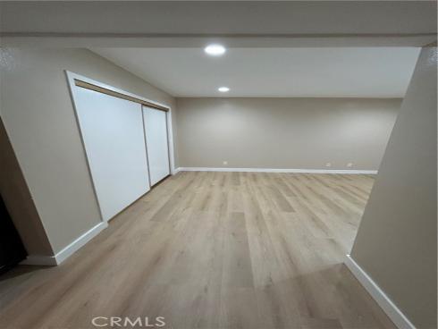 965 S Idaho  4 , La Habra, CA