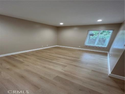 965 S Idaho  4 , La Habra, CA