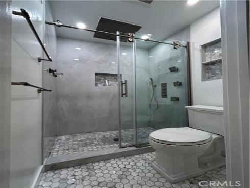 965 S Idaho  4 , La Habra, CA