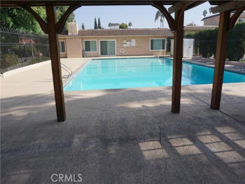 875  Las Lomas  B , La Habra, CA