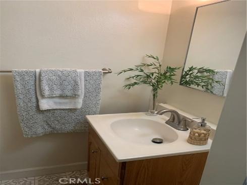 600 W Lambert  44 , La Habra, CA