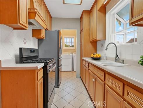 581  Kern   Street, La Habra, CA