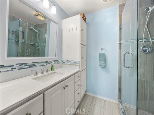 945  Glencliff  , La Habra, CA