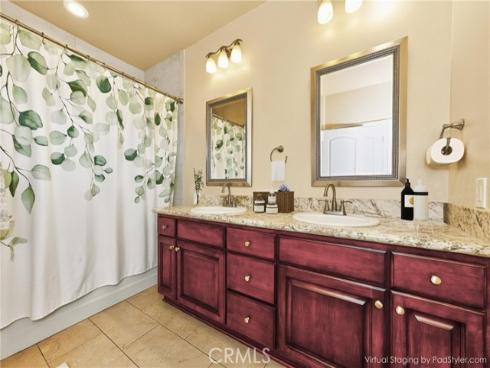 335 E Francis  , La Habra, CA