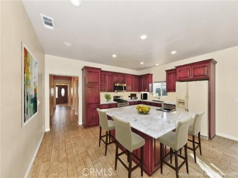 335 E Francis  , La Habra, CA