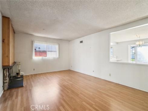 1370  Lakeview  , La Habra, CA