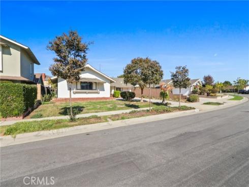2541  Summershade  , La Habra, CA