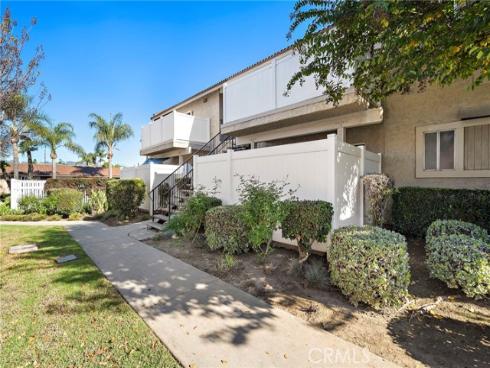 788 W Lambert  45 , La Habra, CA