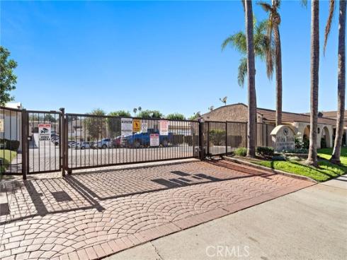 788 W Lambert  45 , La Habra, CA