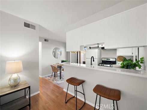 788 W Lambert  45 , La Habra, CA