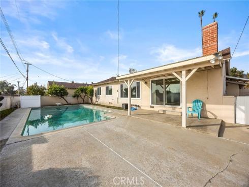 630  La Presa   Drive, La Habra, CA