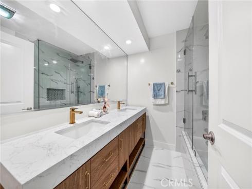 550  W. wedgewood  , La Habra, CA