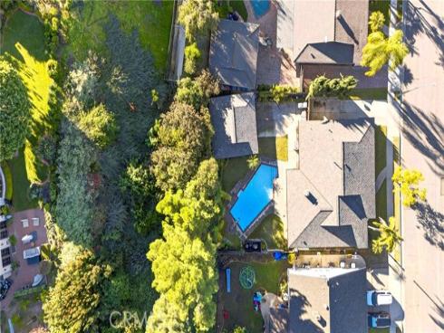 550  W. wedgewood  , La Habra, CA