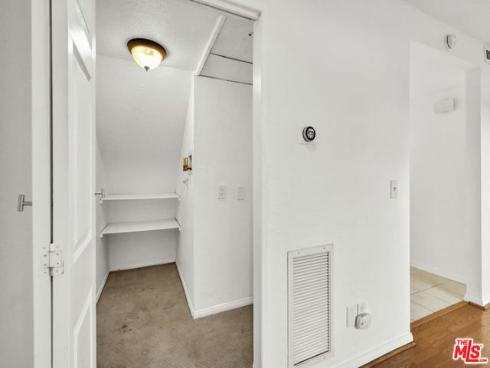 815  Las Lomas  B  Drive, La Habra, CA