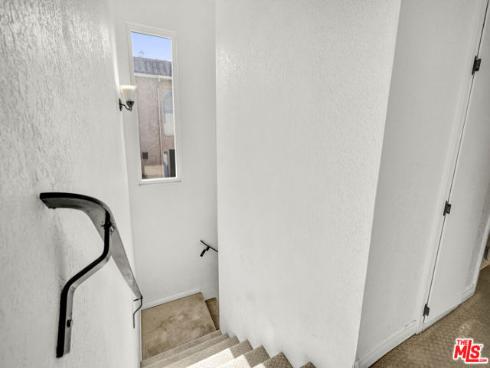 815  Las Lomas  B  Drive, La Habra, CA