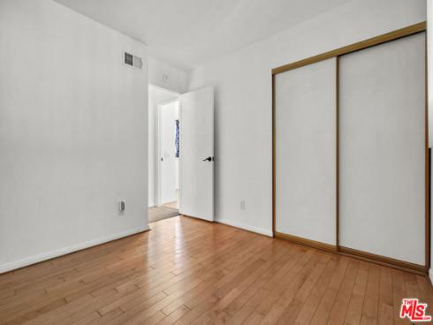 815  Las Lomas  B  Drive, La Habra, CA