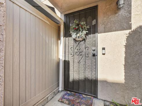 815  Las Lomas  B  Drive, La Habra, CA