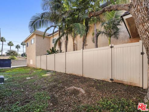 815  Las Lomas  B  Drive, La Habra, CA