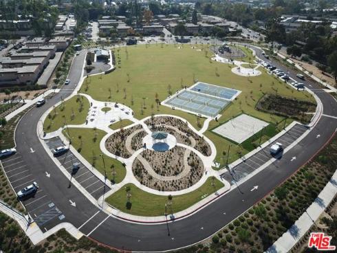 815  Las Lomas  B  Drive, La Habra, CA