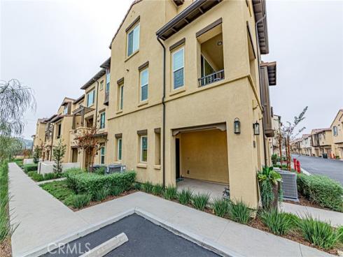 295  vista dr  92 , La Habra, CA