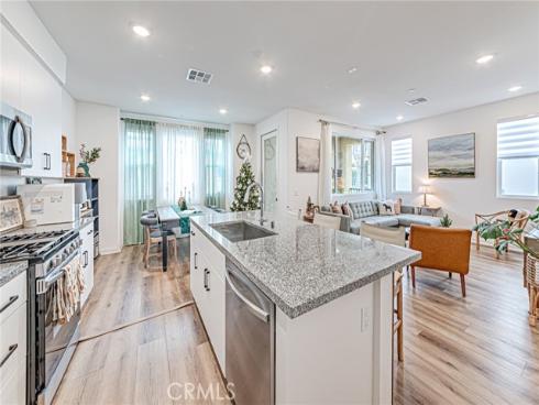 295  vista dr  92 , La Habra, CA