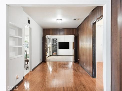 808 E 3 rd   Avenue, La Habra, CA