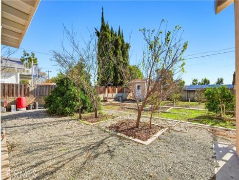 808 E 3 rd   Avenue, La Habra, CA