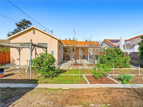 808 E 3 rd   Avenue, La Habra, CA