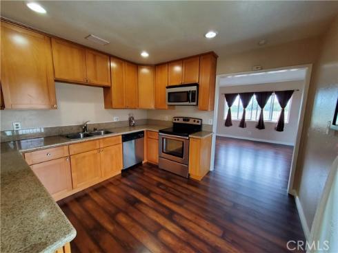 955  Las Lomas  D  Drive, La Habra, CA