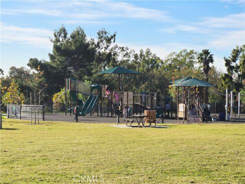 955  Las Lomas  D  Drive, La Habra, CA