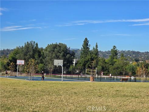 955  Las Lomas  D  Drive, La Habra, CA