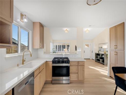 1030  La Casa  , La Habra, CA