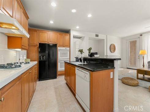 1321 W Harrison  , La Habra, CA