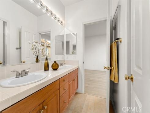 1321 W Harrison  , La Habra, CA