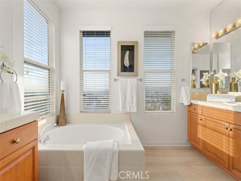 1321 W Harrison  , La Habra, CA