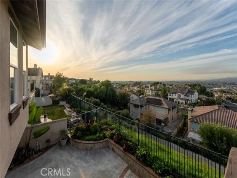 1321 W Harrison  , La Habra, CA