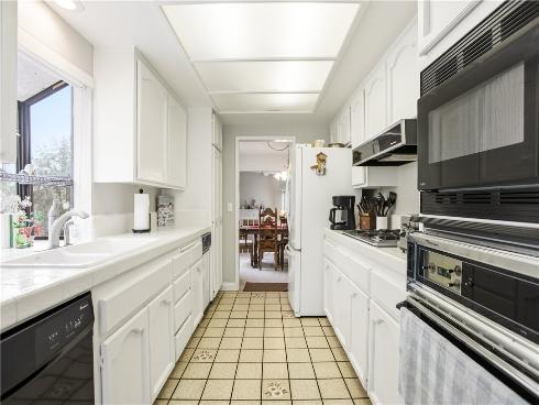 1469 W Lambert  , La Habra, CA