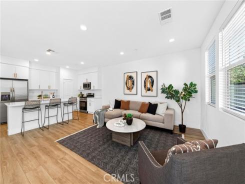 300  Vista  94  Drive, La Habra, CA