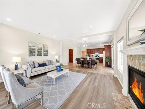 335 E Francis  , La Habra, CA