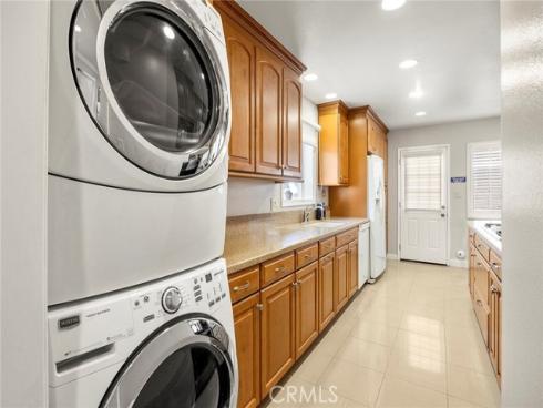 470 N Palm   Street, La Habra, CA