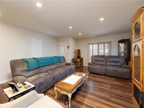 610 N Colfax  , La Habra, CA