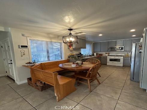 950 W Lambert  4 , La Habra, CA