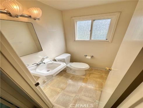 1110  Sturbridge  , La Habra, CA