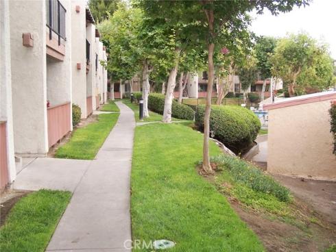1048 S Idaho  8 , La Habra, CA