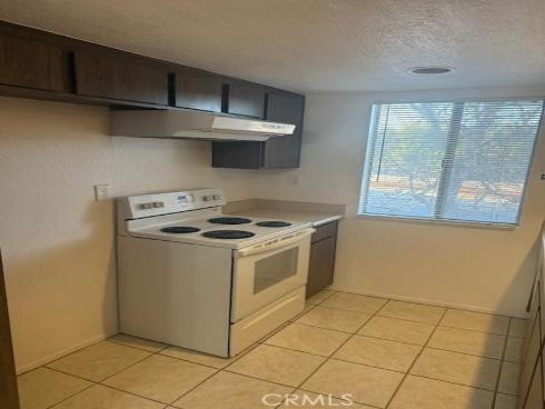 1048 S Idaho  8 , La Habra, CA