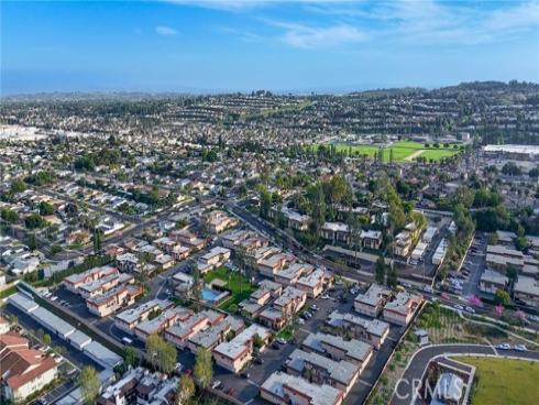 841  Las Lomas  D  Drive, La Habra, CA
