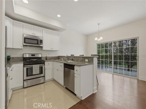 601 N Walnut  , La Habra, CA