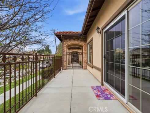 601 N Walnut  , La Habra, CA